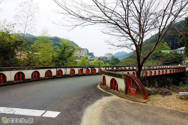 趣のある石橋.jpg
