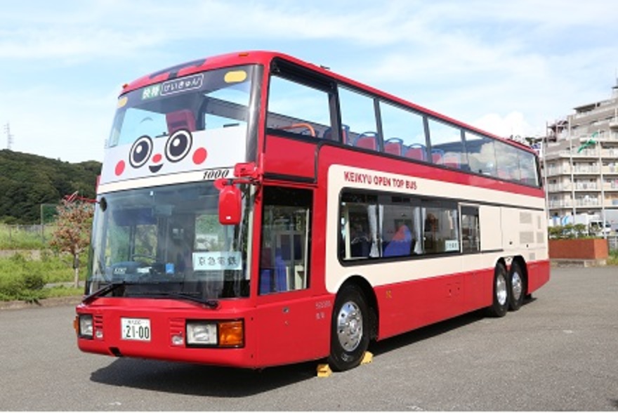 ブリキ のハイウェイバス屋根に3つのライト付き「東京駅 」行きR―R504 ブリキ のバス屋根に3つのライト付き「東京駅 」行きR―R504