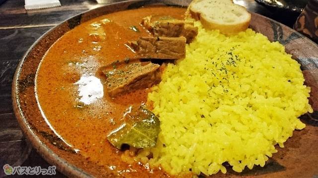 定番の「古酒カレー」