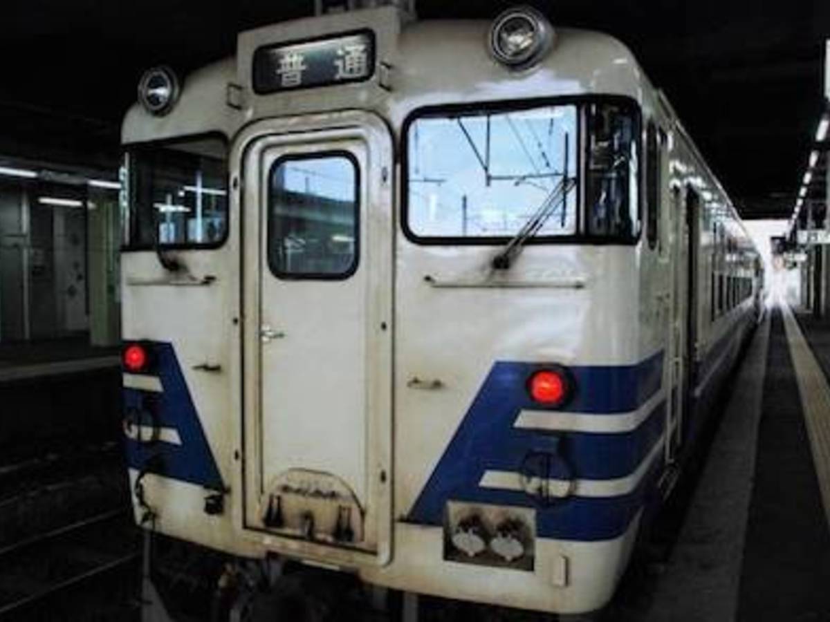 高速バス 青春18きっぷで格安旅へ 夜行バス 日本海沿線の車窓を楽しむ0泊2日の旅 東京 弘前 新潟 高速バス 夜行バス バスツアーの旅行 観光メディア バスとりっぷ