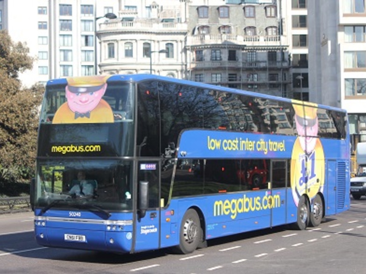 絶対お尻いたーーい 走行距離6 0km 丸4日かけて走る世界最長の高速バスとは 高速バス 夜行バス バスツアーの旅行 観光メディア バスとりっぷ