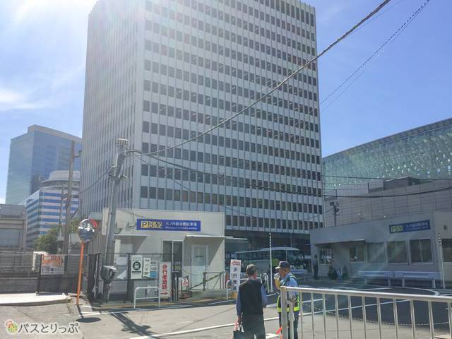東京駅鍛冶橋駐車場の様子