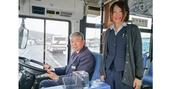 バス運転士の仕事の魅力を知る! 弘南バス「バス運転体験会」に参加 バス運転士の仕事の魅力を知る! 弘南バス「バス運転体験会」に参加