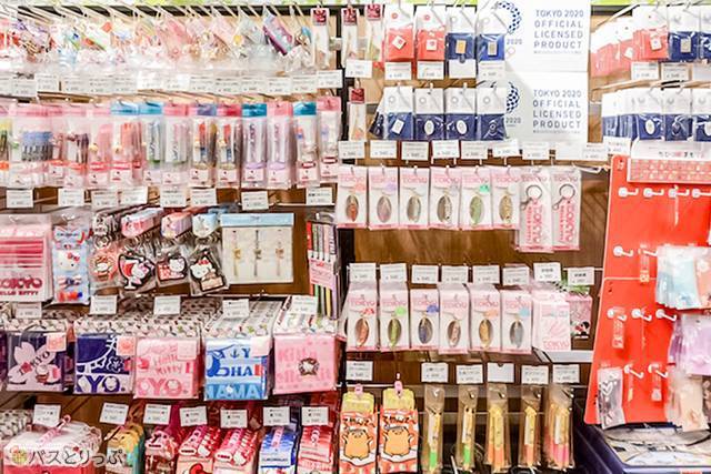 東京のご当地グッズコーナー