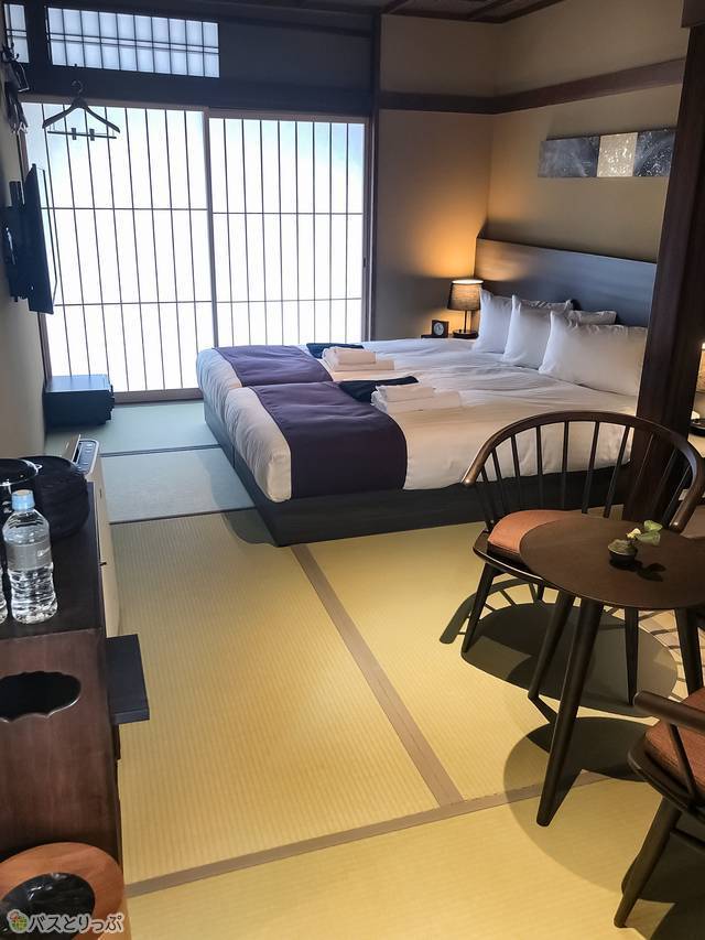 京町家ルーム「椿」の部屋内