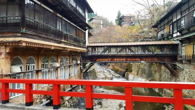高速バス 特急電車 普通電車で比較 東京から四万温泉へのアクセス方法 高速バス 夜行バス バスツアーの旅行 観光メディア バスとりっぷ