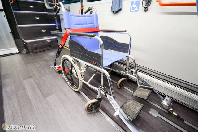 車椅子用のスペース