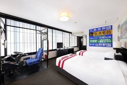 京阪バスコンセプトルーム.jpg