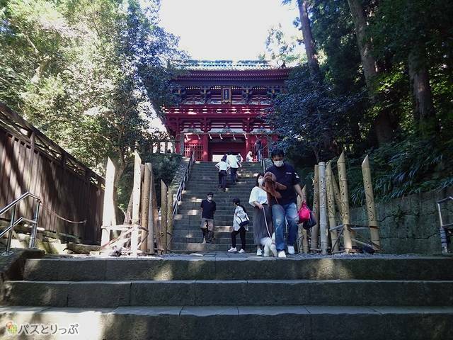 楼門に続く階段