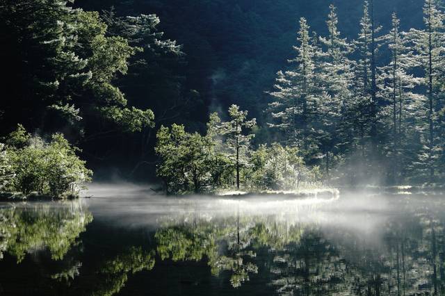 明神池.jpg