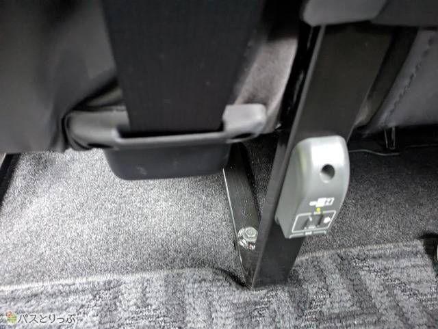 車内でスマホの充電も可能