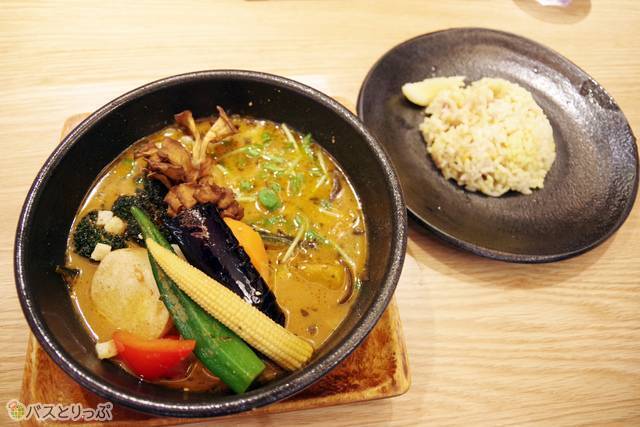 最後はスープカレーを楽しむなんていかが？