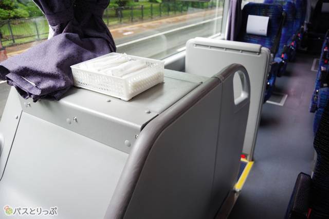 車内中央のトイレ