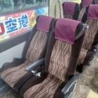 奥のシートがリクライニングした状態