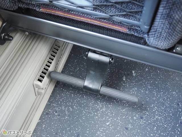 簡易フットレスト