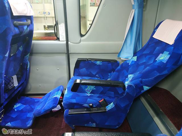 ゆったりリクライニングできます