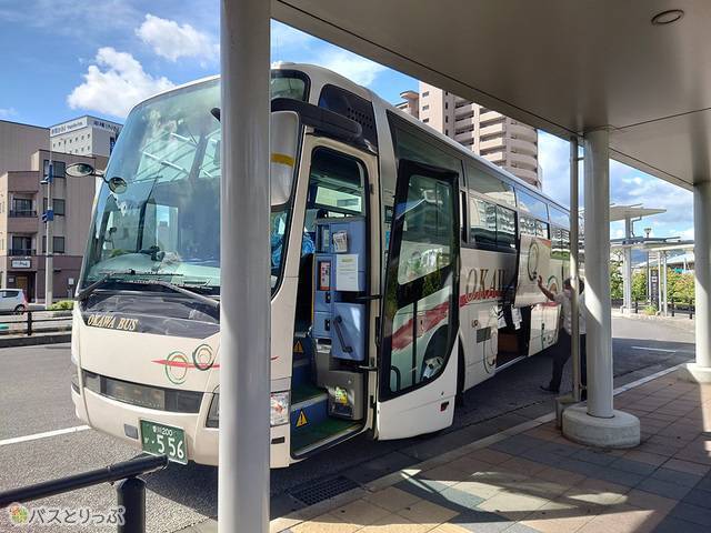 高松駅高速バスターミナルに到着