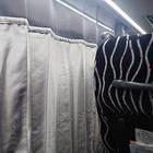 カーテンを引いてみました