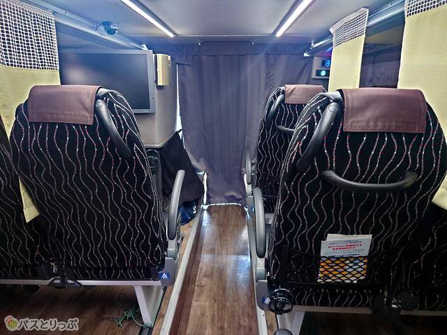 1階席の4列シート