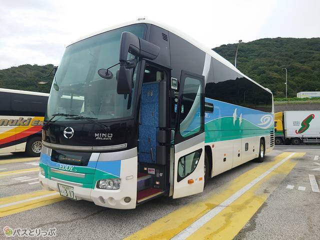 徳島と各地を結ぶ徳島バス（通称EDDY＝うずしお号）の車内設備を紹介