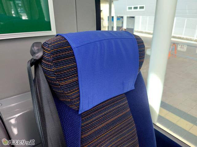 シンプルなヘッドレスト