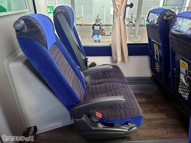 4列シートを倒したところ