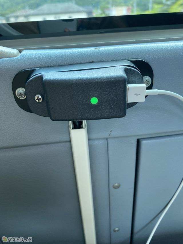 USBポートを設置する車両も