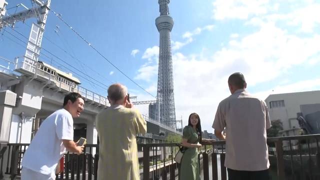 東京ミズマチで談笑