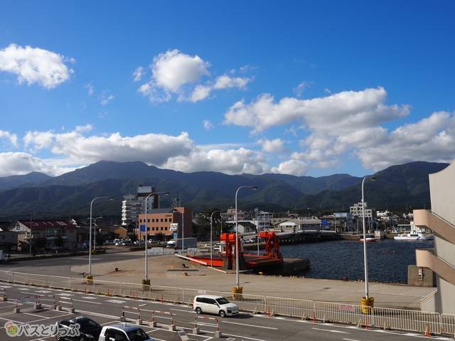 両津港周辺の風景