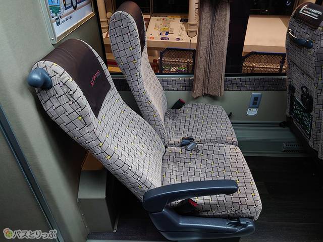 4列シートを倒してみた