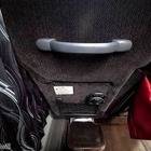 足元にはフットレスト