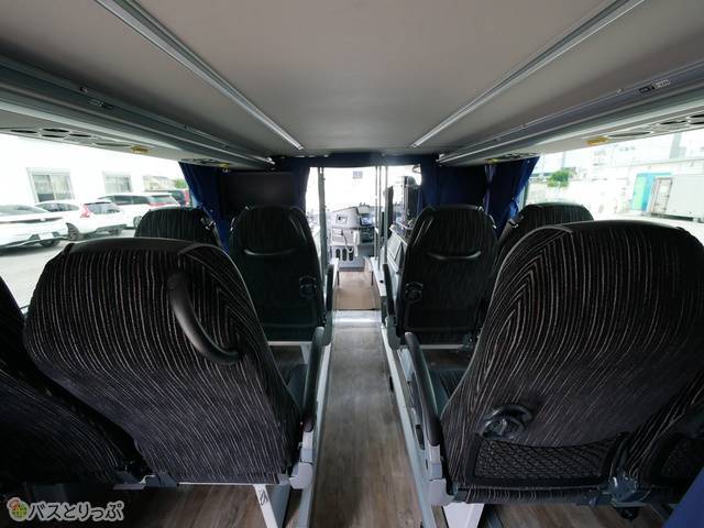 1階車内