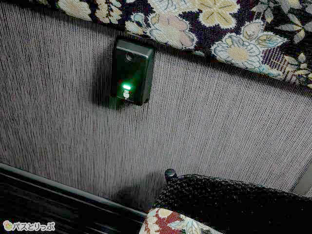 窓側の充電ポート