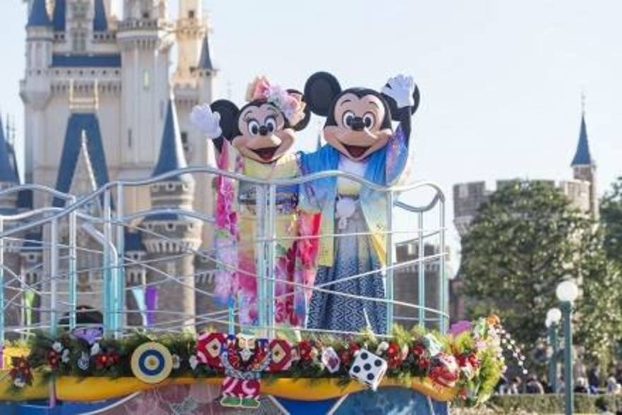東京ディズニーリゾート 17年度の年間イベント丸わかり 新アトラクションも紹介 高速バス 夜行バス バスツアーの旅行 観光メディア バスとりっぷ